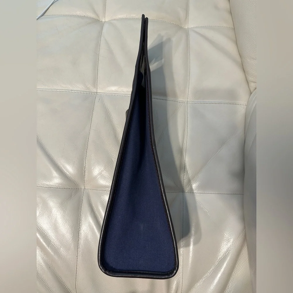 NEW Chaps Navy Canvas & Brown Faux Leather Wine Bottle Carrier Case with Pocket